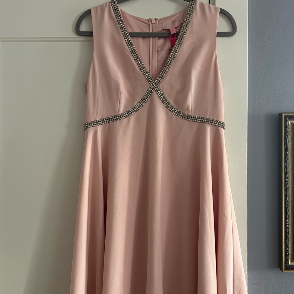 Ted Baker London soft pink evening dress with jeweled detailing and flirty skirt